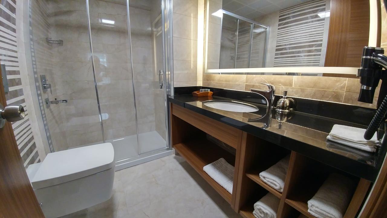 Tuna Otel Rezi̇Dans Gulagzi Extérieur photo