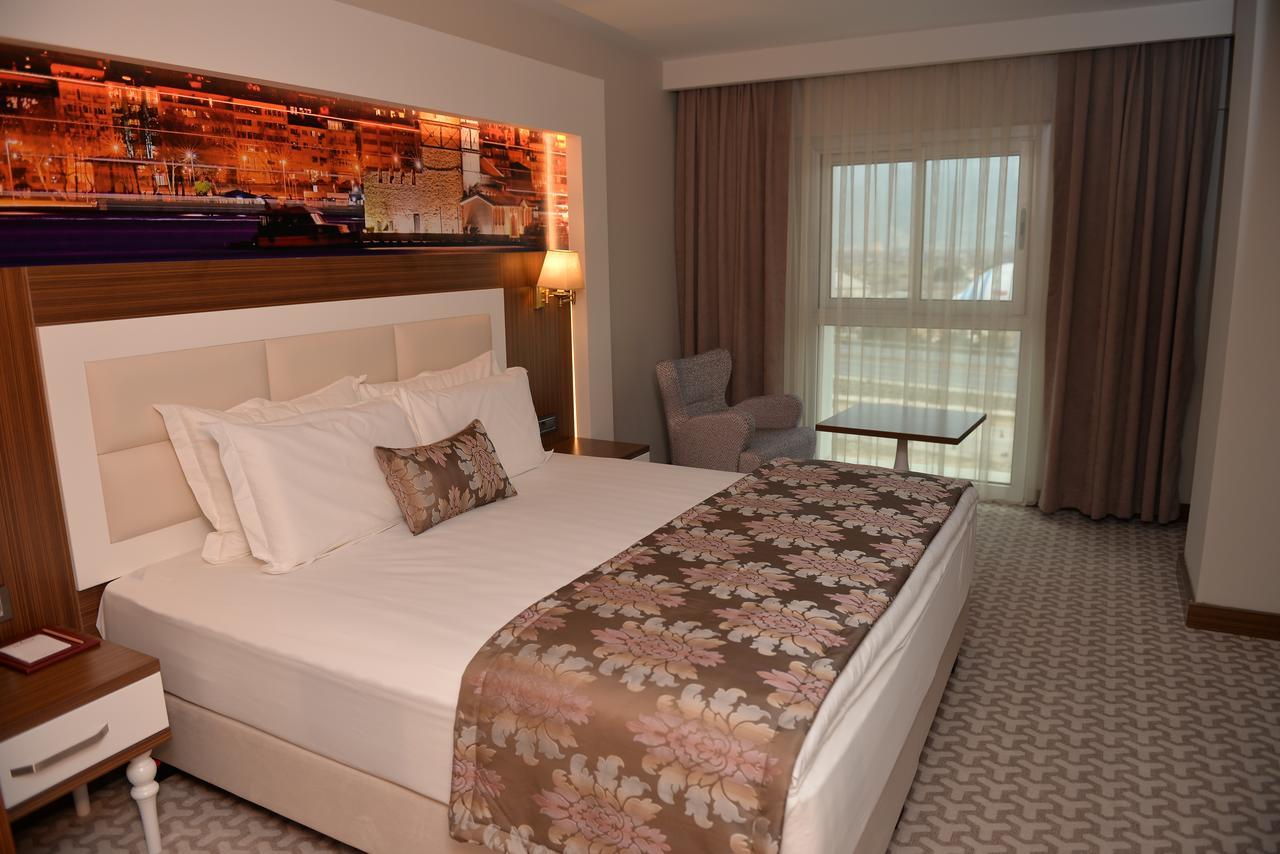 Tuna Otel Rezi̇Dans Gulagzi Extérieur photo