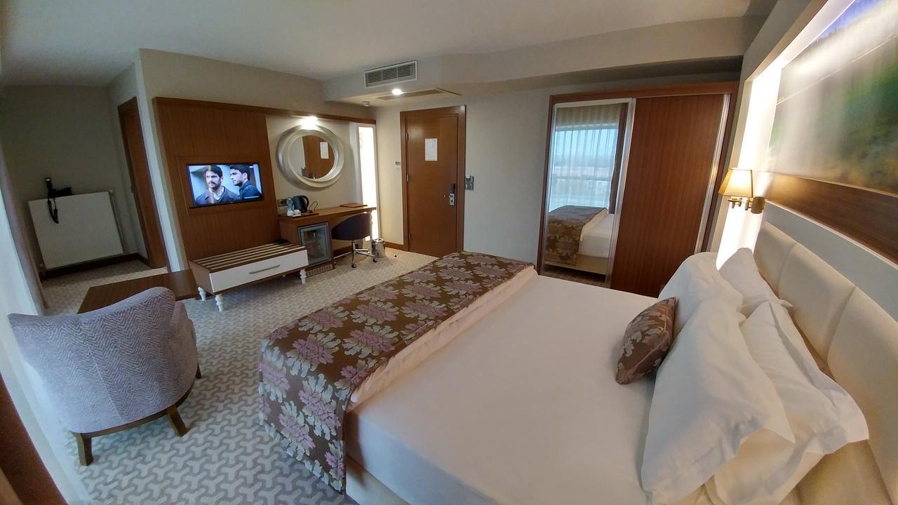 Tuna Otel Rezi̇Dans Gulagzi Extérieur photo