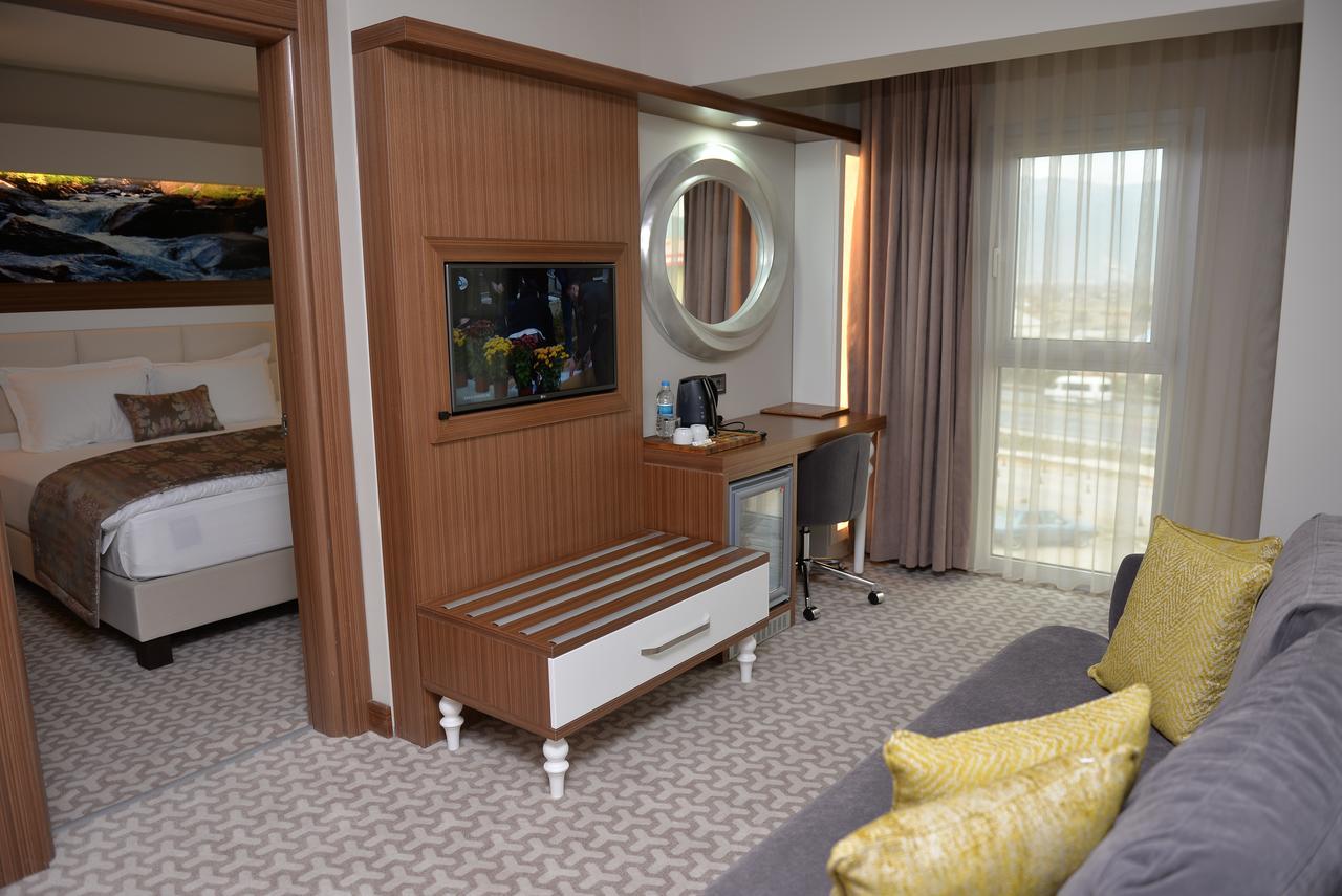 Tuna Otel Rezi̇Dans Gulagzi Extérieur photo