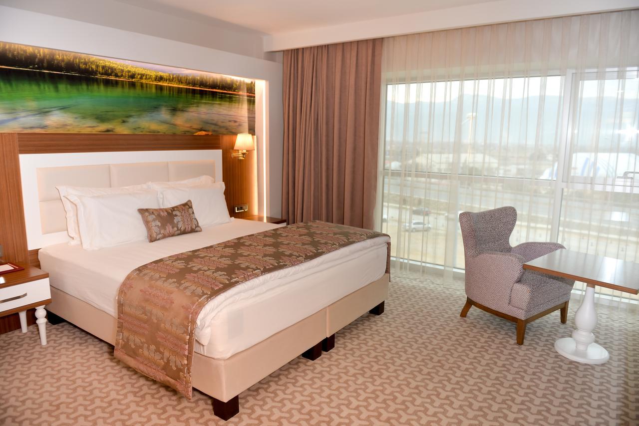 Tuna Otel Rezi̇Dans Gulagzi Extérieur photo
